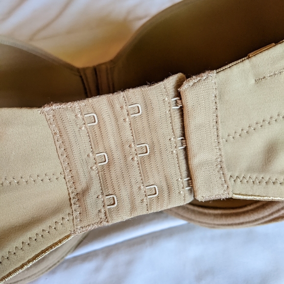 Fantasie Smoothing Seamless Strapless Bra Size 30G - Picture 6 of 6